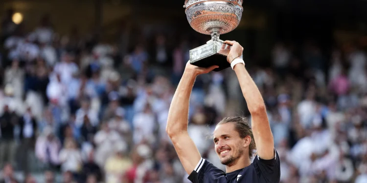 Alexander Zverev é campeão de Roland Garros, seu primeiro título de Grand Slam