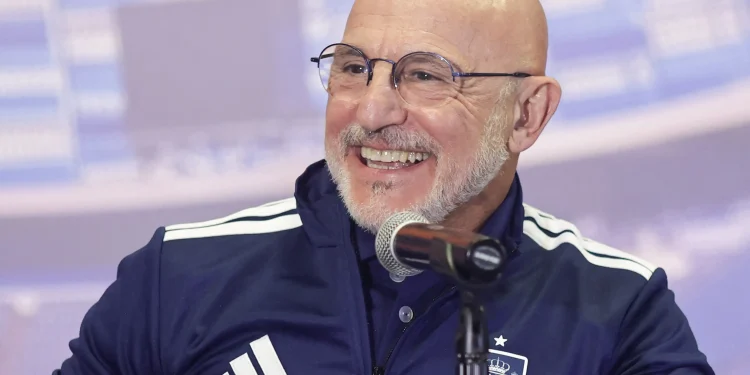 Técnico da Espanha evita favoritismo na Copa: “Ser reconhecido não garante nada”