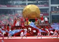 Taça da Copa do Mundo “murcha” em cerimônia e gera memes na internet