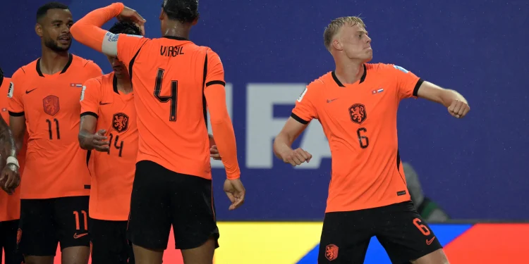 Holanda x Marrocos pela Copa do Mundo: veja prováveis escalações e onde assistir