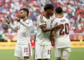 Muslera falha, Espanha elimina Uruguai e avança como líder na Copa