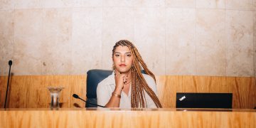 “Punições são quase simbólicas”, diz Amanda Paschoal sobre violência de gênero na política