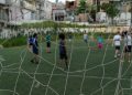 Quintal, rua e campinho