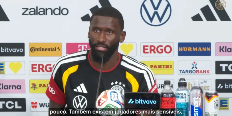 Rüdiger sobre nova geração da Alemanha: “Muito maduros para a idade”