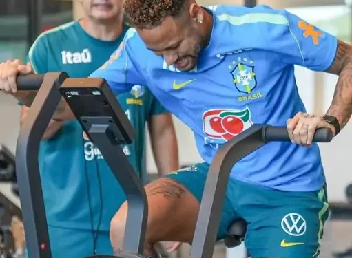Em recuperação, Neymar publica fotos de atividades na academia