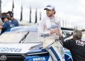 Em crise, BRB paga patrocínio de R$ 3 milhões a piloto da Stock Car