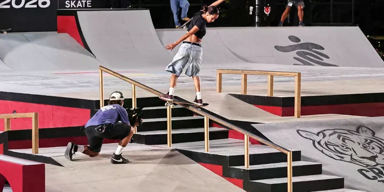 Rayssa Leal fica em quinto lugar na Copa do Mundo de skate street em Roma