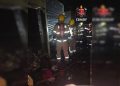 Incêndio na Feira Permanente de São Sebastião atinge quatro boxes. Veja vídeo