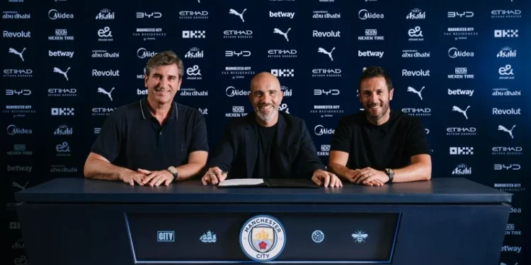 Manchester City anuncia Enzo Maresca como técnico
