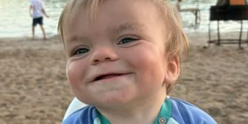 Doença rara pode fazer bebê perder fala e mais habilidades aos 4 anos