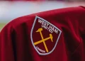 West Ham inicia processo, liderado por torcedores, para trocar escudo