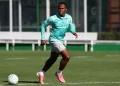 Arias se reapresenta, e Palmeiras segue preparação para jogo com Coritiba