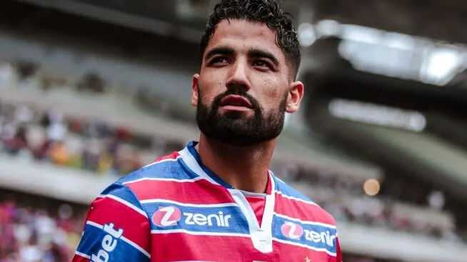 Vitória anuncia contratação do zagueiro Emanuel Brítez; veja detalhes