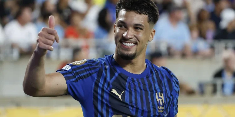 Ex-Santos, Marcos Leonardo encaminha ida ao Ajax, da Holanda