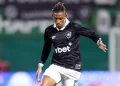 Com Danilo no banco, Botafogo enfrenta o Vitória pelo Brasileirão; confira escalações