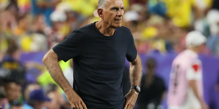Carlos Queiroz deixa cargo de técnico de Gana após eliminação nos 16-avos da Copa