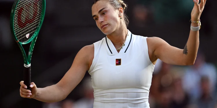 “Quero ficar bêbada e esquecer o tênis”, diz Sabalenka após eliminação em Wimbledon