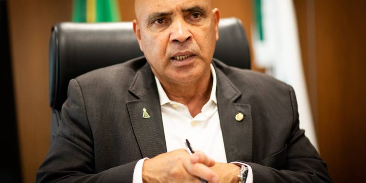 Wellington Luiz sobre Ibaneis desistir do Senado: “Reorganizar o partido”