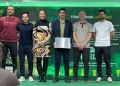 Técnico com mais títulos, Abel Ferreira é homenageado com espaço especial na Sala de Troféus do Palmeiras