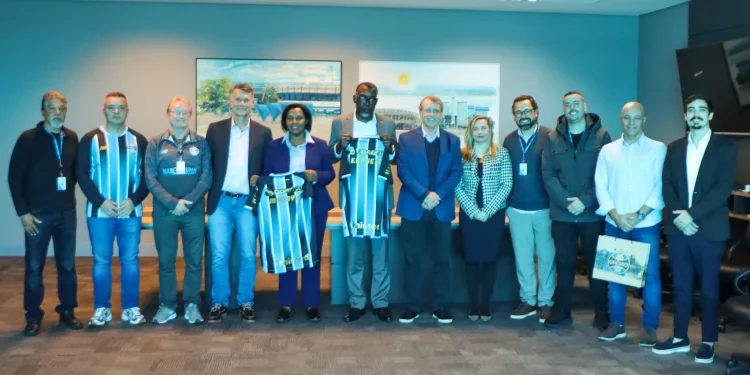 Grêmio firma parceria com fundação do Haiti para formação de jovens atletas