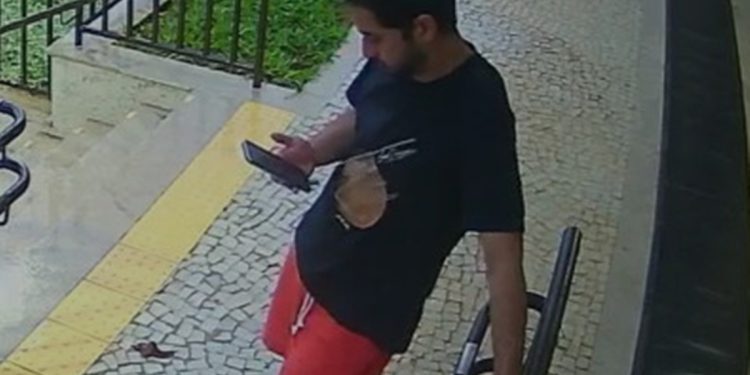 Vídeo mostra última vez que professor foi visto antes de ser morto