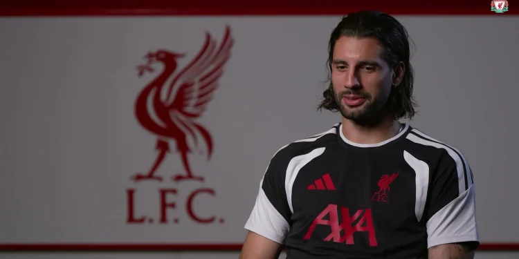 Szoboszlai revela suas ambições após renovar com o Liverpool FC