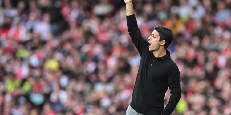 Arteta confirma que Gabriel Jesus desfalca o Arsenal por “algumas semanas”