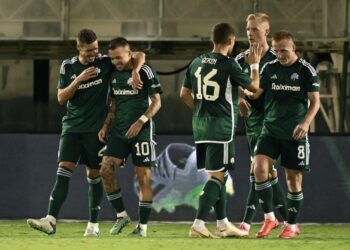Bernard marca, e Panathinaikos bate Olympique de Marselha nas pré-Eliminatórias da Champions