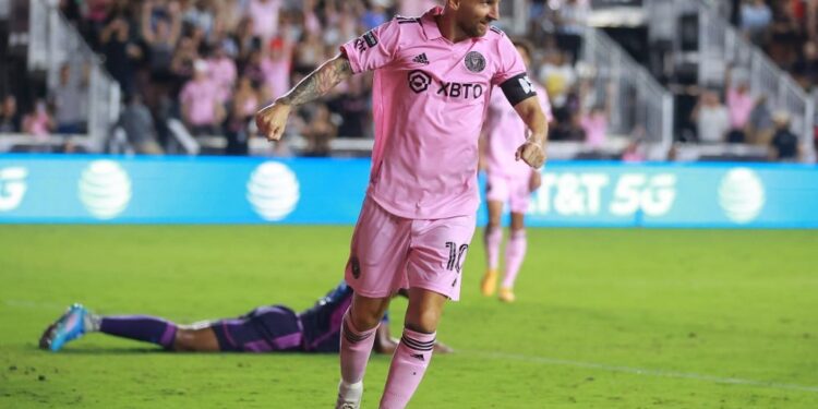 Messi marca, Inter Miami goleia Charlotte FC e avança à semifinal da Leagues Cup