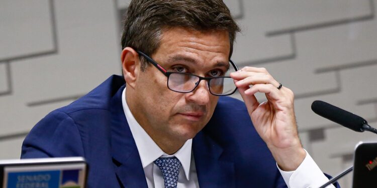 Projeto na CLDF quer proibir repasse abusivo do valor de combustíveis