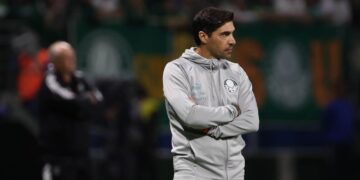 Abel diz que Palmeiras mereceu vitória contra Atlético-MG e festeja classificação: “Senão, estaríamos em crise”