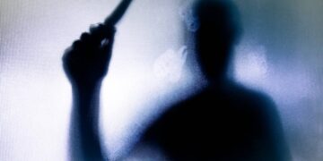 Mulher é suspeita de matar companheiro com facada no DF