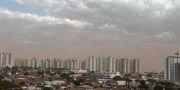 DF tem chance de chuva, e temperatura pode alcançar 34ºC a partir de 2ª