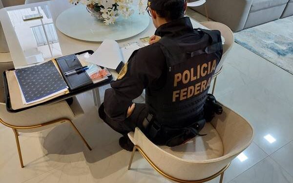 Pilotos e mecânicos de aviões são alvos da PF em operação contra garimpos