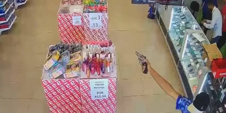 Vídeo: preso do semiaberto “trabalhava” assaltando comércios no DF