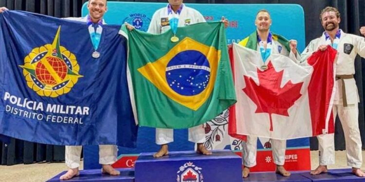Major gato da PMDF sobe ao pódio como vice-campeão mundial de judô