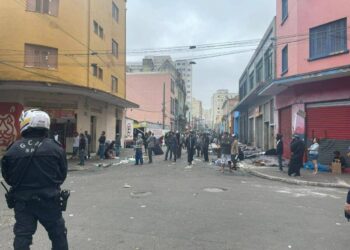 Personal trainer é morto com 9 tiros em frente a parque no DF