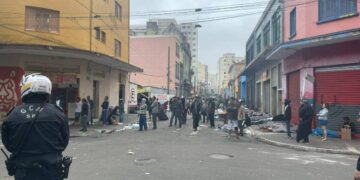 Personal trainer é morto com 9 tiros em frente a parque no DF