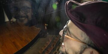 Luzes do Teatro Dulcina acendem pela primeira vez após três anos de escuridão