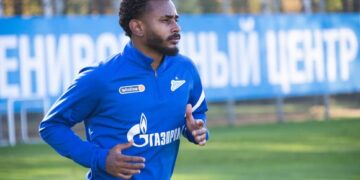 Flamengo assimila fracassos em negociações, mas segue atrás de reforços