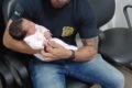 Por telefone, PM salva bebê engasgada com leite materno. Ouça o áudio