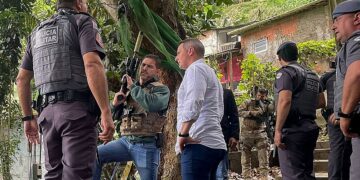 Operação no Guarujá: mortes pela polícia aumentaram, mas prisões e apreensão de armas não