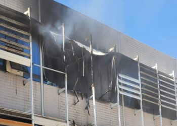 Vídeo: veja como ficou sala de faculdade particular atingida por fogo