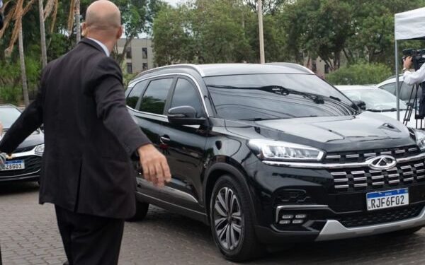 Infográfico: entenda como é a cirurgia de quadril do presidente Lula