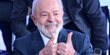 Blefaroplastia: entenda cirurgia plástica a que Lula foi submetido