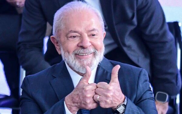 Blefaroplastia: entenda cirurgia plástica a que Lula foi submetido