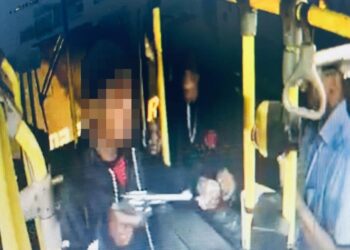 Menor diz que roubou R$ 20 em assalto que acabou com cobrador morto