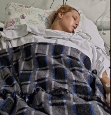 Jovem é internada com falta de ar e acaba com braço amputado. Entenda