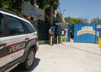 Ataques em escolas: algoritmos e redes de ódio ajudam a radicalizar jovens, diz estudo