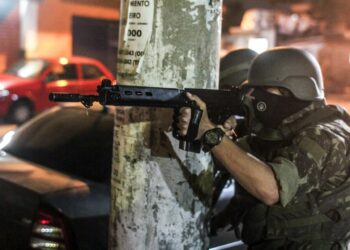 Campeões de violência policial, Rio e Bahia terão mais armas e dinheiro